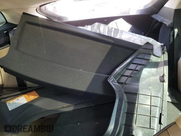 2013 Tesla Model S Performance с VIN 5YJSA1DP1DFP04055, выставлен на аукционе Copart как лот 57418615 с пробегом Не указан миль и Списание • Salvage title. История ставок и продаж доступна на DreamBid. Изображение 10.