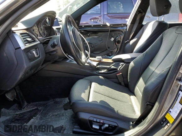 2017 BMW 3 Series 330i xDrive z VIN WBA8D9G3XHNU65604, wystawiony jako Copart lot #49006935 z przebiegiem 86 739 mil mil oraz Szkoda całkowita • Salvage title. Historia ofert i sprzedaży dostępna na DreamBid. Obrazek 7.