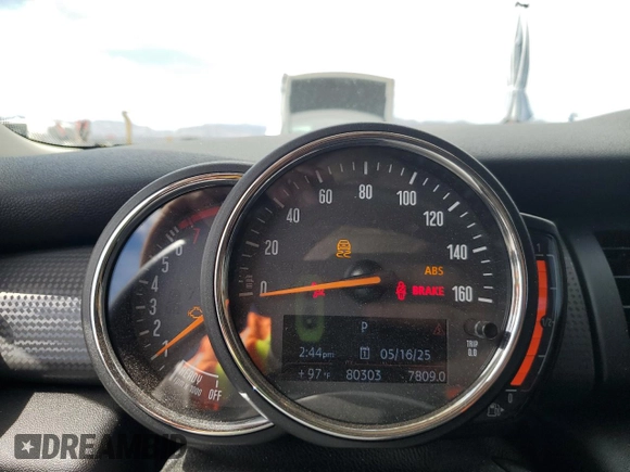 2019 MINI Hardtop Cooper with VIN WMWXP5C5XK2H29936, listed as a Copart auction lot 56713285 with 80,303 mi miles and Salvage title. Bid and sale history available at DreamBid. Image 9.