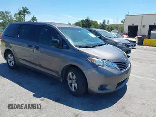 2011 Toyota Sienna with VIN 5TDZK3DC6BS171780, listed as a IAAI auction lot 41866281 with 326,255 mi miles. Bid and sale history available at carsss.com. Image 1.