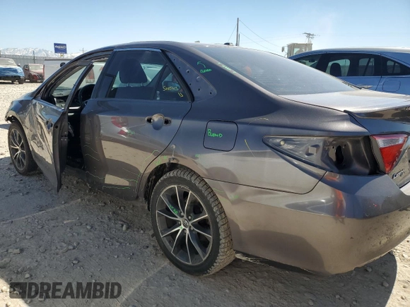 2015 Toyota Camry XLE with VIN 4T1BF1FK3FU034002, listed as a Copart auction lot 50217805 with 140,523 mi miles and Salvage Title. Bid and sale history available at carsss.com. Image 2.
