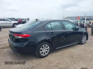 2023 Toyota Corolla LE z VIN 5YFB4MDE7PP060545, wystawiony jako IAAI lot #42379141 z przebiegiem 33 154 mil mil oraz . Historia ofert i sprzedaży dostępna na DreamBid. Obrazek 4.