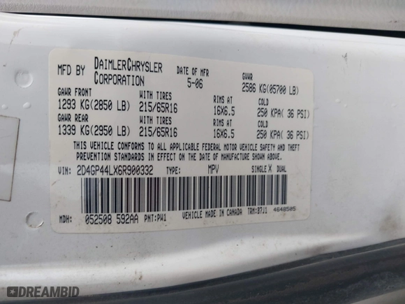 2006 Dodge Grand Caravan SXT with VIN 2D4GP44LX6R900332, listed as a IAAI auction lot 41915331 with 181,707 mi miles. Bid and sale history available at carsss.com. Image 9.