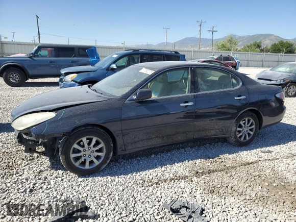 2002 Lexus ES 300 with VIN JTHBF30G720072725, listed as a Copart auction lot 61792275 with 196,805 mi miles and Salvage title. Bid and sale history available at DreamBid. Image 1.