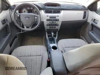 2009 Ford Focus SE z VIN 1FAHP35N69W183425, wystawiony jako Copart lot #54560985 z przebiegiem 159 305 mil mil oraz Szkoda całkowita • Salvage title. Historia ofert i sprzedaży dostępna na DreamBid. Obrazek 8.