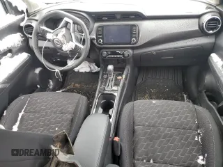 2025 Nissan Kicks SV с VIN 3N1CP5CV4SL472689, выставлен на аукционе Copart как лот 52130535 с пробегом 966 миль миль и Списание • Salvage title. История ставок и продаж доступна на DreamBid. Изображение 8.
