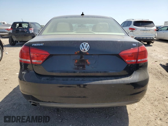 2012 Volkswagen Passat SE z VIN 1VWBH7A39CC050611, wystawiony jako Copart lot #51877065 z przebiegiem 134 059 mil mil oraz Szkoda całkowita • Salvage title. Historia ofert i sprzedaży dostępna na DreamBid. Obrazek 6.