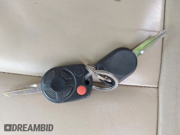 2010 Ford Escape Limited с VIN 1FMCU0EG8AKC35464, выставлен на аукционе IAAI как лот 42638596 с пробегом 223 525 миль миль и . История ставок и продаж доступна на DreamBid. Изображение 11.