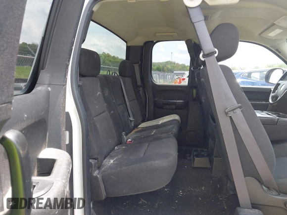 2011 Chevrolet Silverado 1500 LT with VIN 1GCRKSE30BZ169661, listed as a IAAI auction lot 42082818 with 234,384 mi miles and . Bid and sale history available at DreamBid. Image 8.