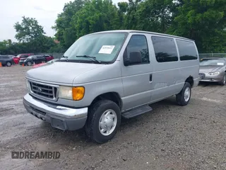 2006 Ford Econoline Passenger XL z VIN 1FBNE31L26DB31891, wystawiony jako IAAI lot #42535613 z przebiegiem 160 095 mil mil oraz . Historia ofert i sprzedaży dostępna na DreamBid. Obrazek 2.