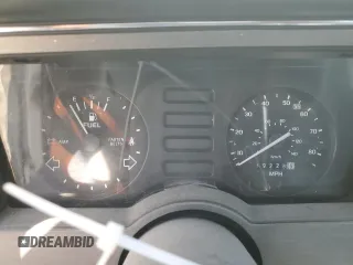 1986 Ford Tempo z VIN 1FABP22X4GK263512, wystawiony jako Copart lot #50618855 z przebiegiem 392 265 mil mil oraz Tytuł czysty. Historia ofert i sprzedaży dostępna na DreamBid. Obrazek 9.