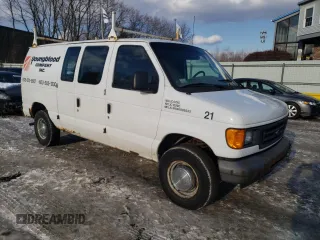 2007 Ford Econoline Cargo Commercial with VIN 1FTNE24W07DA41331, listed as a Copart auction lot 42736005 with 258,069 mi miles and Clean title. Bid and sale history available at DreamBid. Image 4.