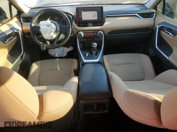 2019 Toyota RAV4 XLE with VIN 2T3W1RFV3KW014147, listed as a Copart auction lot 46943675 with 70,850 mi miles and Salvage Title. Bid and sale history available at DreamBid. Image 8.