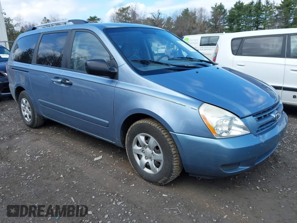 2009 Kia Sedona LX with VIN KNDMB233096315193, listed as a IAAI auction lot 42093558 with 225,174 mi miles. Bid and sale history available at carsss.com. Image 1.