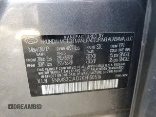 2019 Hyundai Santa Fe SE z VIN 5NMS2CAD2KH130516, wystawiony jako Copart lot #55349435 z przebiegiem 63 760 mil mil oraz Szkoda całkowita • Salvage title. Historia ofert i sprzedaży dostępna na DreamBid. Obrazek 13.