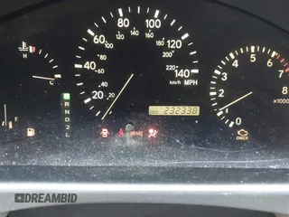 2002 Lexus RX 300 z VIN JTJHF10U320250326, wystawiony jako IAAI lot #42361530 z przebiegiem 232 338 mil mil oraz . Historia ofert i sprzedaży dostępna na DreamBid. Obrazek 7.