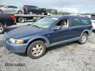 2004 Volvo V70 XC70 with VIN YV1SZ59H341134340, listed as a Copart auction lot 77031394 with 125,807 mi miles and Non Repairable. Bid and sale history available at carsss.com. Image 1.