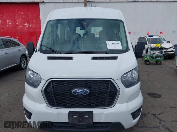 2023 Ford Transit Passenger XL with VIN 1FBAX2C80PKA94008, listed as a IAAI auction lot 42007461 with 35,553 mi miles and . Bid and sale history available at DreamBid. Image 6.
