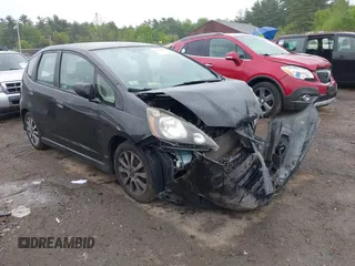 2013 Honda Fit Sport с VIN JHMGE8H51DC011106, выставлен на аукционе IAAI как лот 42324640 с пробегом 153 994 миль миль и . История ставок и продаж доступна на DreamBid. Изображение 1.