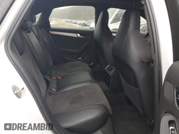 2016 Audi S4 Premium Plus z VIN WAUBGAFL8GA008585, wystawiony jako Copart lot #46498735 z przebiegiem 95 676 mil mil oraz Szkody całkowita. Historia ofert i sprzedaży dostępna na DreamBid. Obrazek 10.