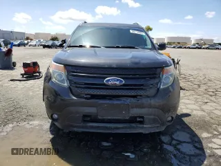 2013 Ford Explorer XLT z VIN 1FM5K7D97DGA34348, wystawiony jako Copart lot #56714925 z przebiegiem 105 055 mil mil oraz Szkoda całkowita • Salvage title. Historia ofert i sprzedaży dostępna na DreamBid. Obrazek 5.