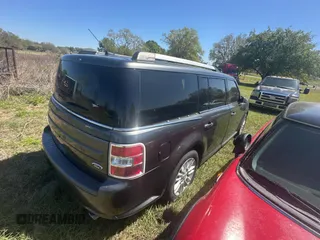 2016 Ford Flex SEL z VIN 2FMGK5C83GBA09724, wystawiony jako Copart lot #49134325 z przebiegiem 188 103 mil mil oraz Czysty tytuł • Clean title. Historia ofert i sprzedaży dostępna na DreamBid. Obrazek 4.