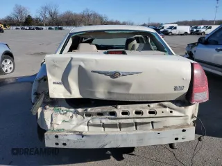 2006 Chrysler 300 Touring with VIN 2C3KK53G16H479854, listed as a Copart auction lot 87967275 with 140,110 mi miles and Salvage Title. Bid and sale history available at carsss.com. Image 6.