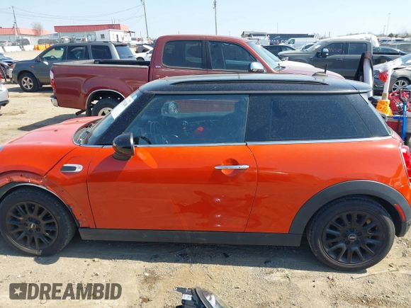2019 MINI Hardtop Cooper with VIN WMWXP5C5XK2H32139, listed as a IAAI auction lot 41758248 with 1,136 mi miles and . Bid and sale history available at DreamBid. Image 15.