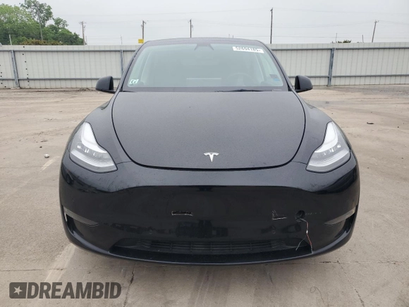 2022 Tesla Model Y Long Range with VIN 7SAYGAEE1NF381491, listed as a Copart auction lot 52694185 with 33,412 mi miles and Salvage Title. Bid and sale history available at DreamBid. Image 5.