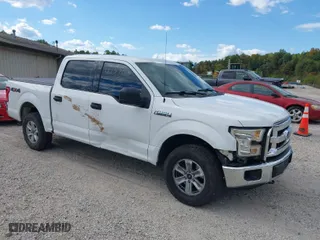 2015 Ford F-150 XLT with VIN 1FTEW1EF5FFB13987, listed as a IAAI auction lot 40377116 with 186,029 mi miles. Bid and sale history available at carsss.com. Image 1.