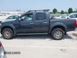 2013 Nissan Frontier SV с VIN 1N6AD0EV0DN739954, выставлен на аукционе IAAI как лот 42448607 с пробегом 210 329 миль миль и . История ставок и продаж доступна на DreamBid. Изображение 14.