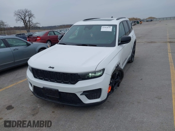 2024 Jeep Grand Cherokee Altitude with VIN 1C4RJHAG1RC707103, listed as a IAAI auction lot 41964830 with 27,302 mi miles and . Bid and sale history available at DreamBid. Image 6.