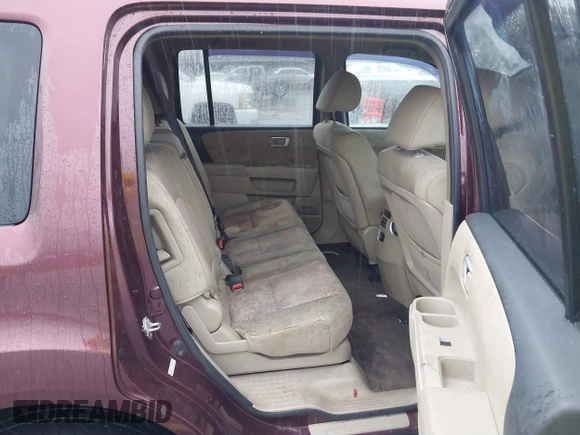 2012 Honda Pilot EX with VIN 5FNYF4H40CB049737, listed as a IAAI auction lot 41683242 with 191,347 mi miles. Bid and sale history available at carsss.com. Image 8.
