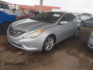 2012 Hyundai Sonata 2.4L Limited PZEV with VIN 5NPEC4AC2CH477341, listed as a IAAI auction lot 41907482 with Not Provided miles. Bid and sale history available at carsss.com. Image 2.