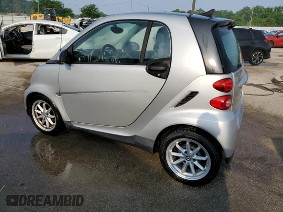 2008 Smart fortwo Pure with VIN WMEEJ31X78K151323, listed as a Copart auction lot 60921075 with 65,738 mi miles and Clean title. Bid and sale history available at DreamBid. Image 2.