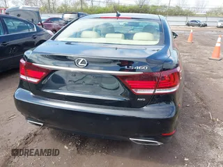 2014 Lexus LS 460 с VIN JTHCL5EF1E5022676, выставлен на аукционе IAAI как лот 41914005 с пробегом 111 108 миль миль и . История ставок и продаж доступна на DreamBid. Изображение 16.