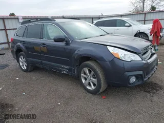 2013 Subaru Outback 2.5i Premium with VIN 4S4BRBGC6D3301186, listed as a IAAI auction lot 42014285 with 81,593 mi miles. Bid and sale history available at carsss.com. Image 1.