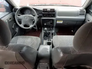 2002 Isuzu Rodeo z VIN 4S2CK58D124323937, wystawiony jako Copart lot #86155194 z przebiegiem 184 491 mil mil oraz Szkoda całkowita • Salvage title. Historia ofert i sprzedaży dostępna na DreamBid. Obrazek 8.