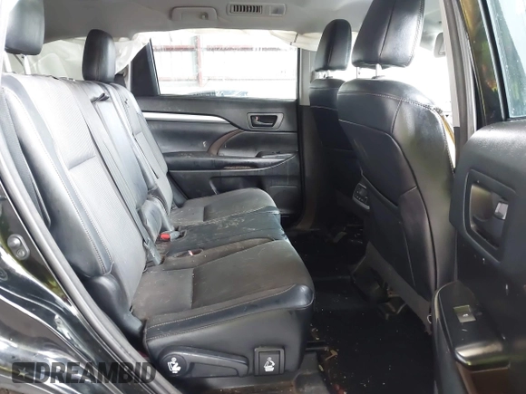 2018 Toyota Highlander LE с VIN 5TDBZRFH2JS855104, выставлен на аукционе IAAI как лот 42263950 с пробегом 51 070 миль миль и . История ставок и продаж доступна на DreamBid. Изображение 8.