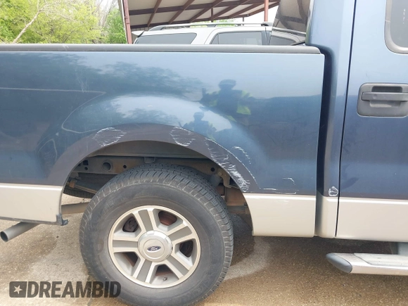 2006 Ford F-150 XLT with VIN 1FTPW12586FA36195, listed as a IAAI auction lot 41943376 with 158,320 mi miles. Bid and sale history available at carsss.com. Image 13.