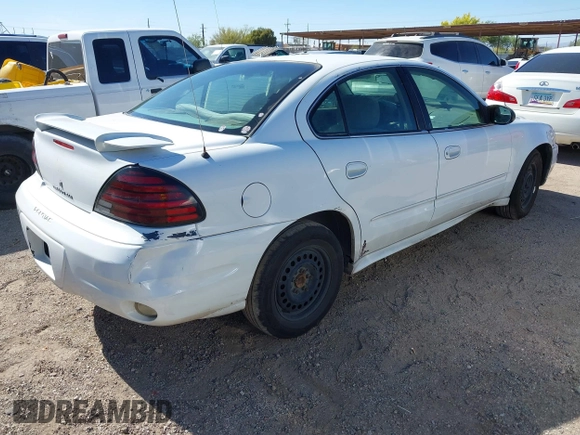 2005 Pontiac Grand Am SE with VIN 1G2NE52E05M215976, listed as a IAAI auction lot 42025657 with 220,418 mi miles. Bid and sale history available at carsss.com. Image 4.