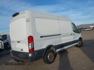 2018 Ford Transit с VIN 1FTBW2CG8JKB14734, выставлен на аукционе IAAI как лот 41320272 с пробегом 117 535 миль миль и . История ставок и продаж доступна на DreamBid. Изображение 4.