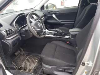 2020 Mitsubishi Eclipse Cross ES z VIN JA4AS3AA0LZ014580, wystawiony jako Copart lot #57569465 z przebiegiem 74 953 mil mil oraz Szkoda całkowita • Salvage title. Historia ofert i sprzedaży dostępna na DreamBid. Obrazek 7.