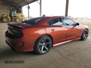 2020 Dodge Charger Scat Pack Widebody z VIN 2C3CDXGJ9LH226180, wystawiony jako Copart lot #59162895 z przebiegiem 1 661 mil mil oraz Czysty tytuł • Clean title. Historia ofert i sprzedaży dostępna na DreamBid. Obrazek 3.