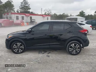 2019 Nissan Kicks S with VIN 3N1CP5CU3KL478152, listed as a IAAI auction lot 41561290 with 36,242 mi miles. Bid and sale history available at carsss.com. Image 14.