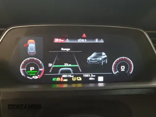 2022 Audi e-tron Premium Plus с VIN WA1LAAGE4NB006634, выставлен на аукционе Copart как лот 84389824 с пробегом 48 516 миль миль и Списание • Salvage title. История ставок и продаж доступна на DreamBid. Изображение 9.