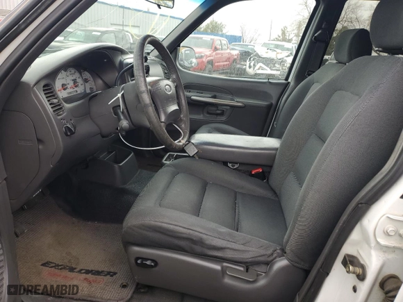 2001 Ford Explorer Sport Trac with VIN 1FMZU77E51UA37573, listed as a Copart auction lot 46984995 with 284,928 mi miles and Salvage Title. Bid and sale history available at carsss.com. Image 7.