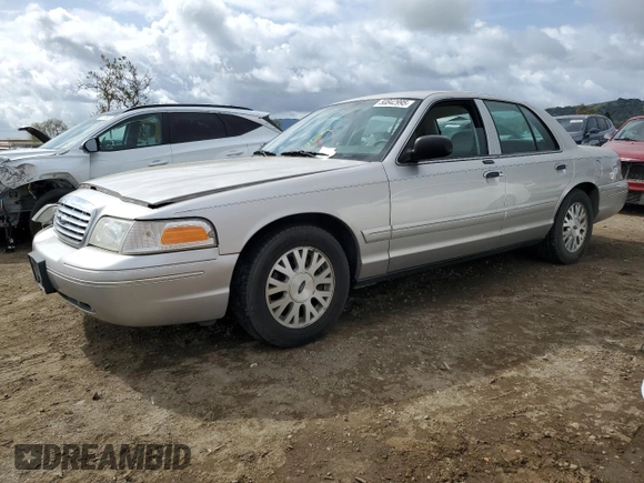 2004 Ford Crown Victoria LX с VIN 2FAHP74W04X168238, выставлен на аукционе Copart как лот 50842995 с пробегом 63 313 миль миль и Списание • Salvage title. История ставок и продаж доступна на DreamBid. Изображение 1.