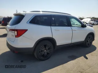 2022 Honda Pilot Special Edition with VIN 5FNYF6H20NB076157, listed as a Copart auction lot 52747925 with 52,088 mi miles and Salvage Title. Bid and sale history available at carsss.com. Image 3.