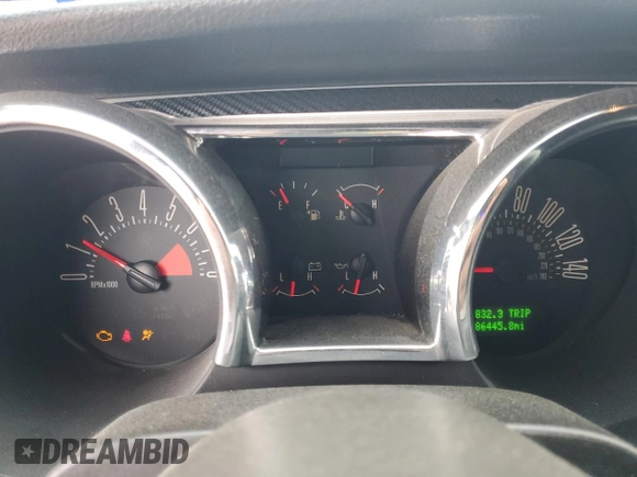 2005 Ford Mustang GT Deluxe with VIN 1ZVFT85HX55232398, listed as a Copart auction lot 47000505 with 86,445 mi miles and Salvage Title. Bid and sale history available at DreamBid. Image 9.